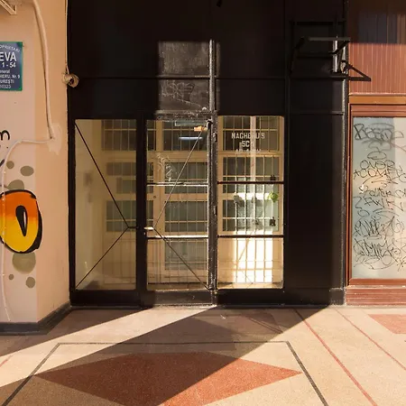 Appartamento Luxurious Urban Retreat With Unmatched Comfort Bucarest