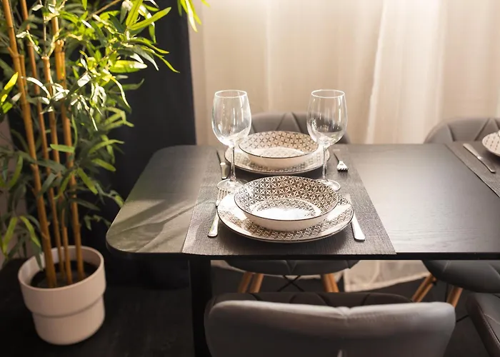 Luxurious Urban Retreat With Unmatched Comfort בוקרשט