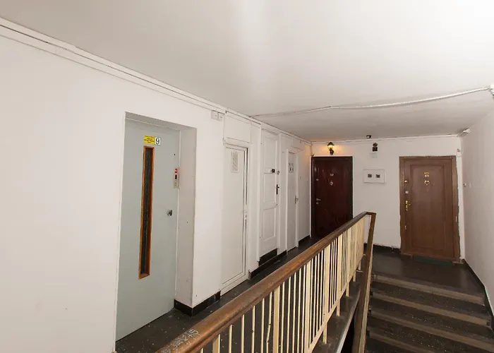 Apartman Luxurious Urban Retreat With Unmatched Comfort