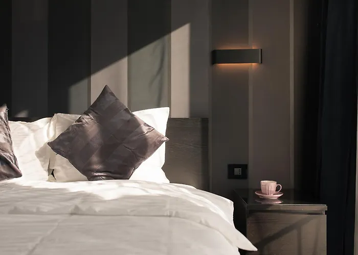 Apartament Luxurious Urban Retreat With Unmatched Comfort *