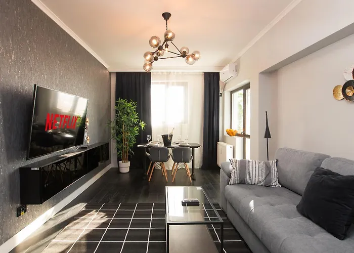 Luxurious Urban Retreat With Unmatched Comfort